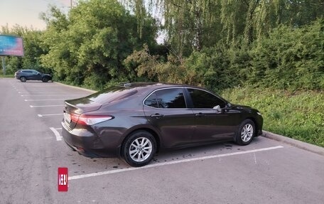 Toyota Camry, 2018 год, 1 930 000 рублей, 4 фотография