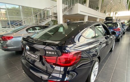 BMW 3 серия, 2019 год, 3 300 000 рублей, 4 фотография