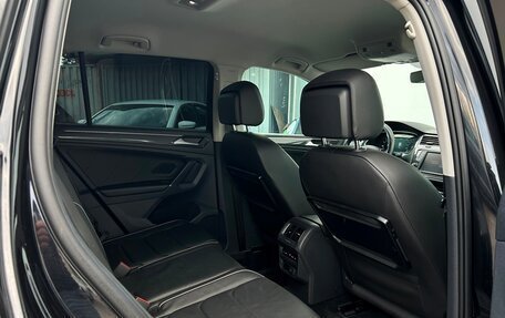 Volkswagen Tiguan II, 2017 год, 2 527 800 рублей, 9 фотография