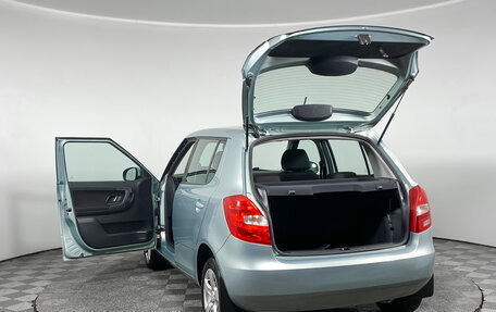 Skoda Fabia II, 2011 год, 612 000 рублей, 10 фотография