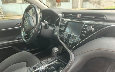 Toyota Camry, 2019 год, 2 170 000 рублей, 7 фотография