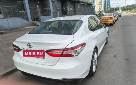 Toyota Camry, 2019 год, 2 170 000 рублей, 11 фотография