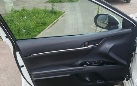 Toyota Camry, 2019 год, 2 170 000 рублей, 16 фотография