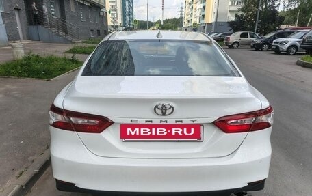 Toyota Camry, 2019 год, 2 170 000 рублей, 14 фотография
