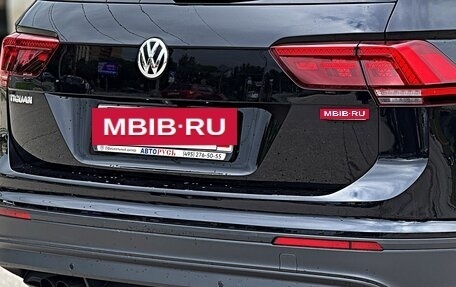 Volkswagen Tiguan II, 2019 год, 2 730 000 рублей, 10 фотография