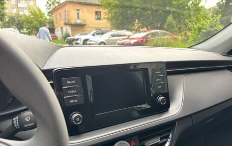 Skoda Rapid II, 2021 год, 1 700 000 рублей, 12 фотография