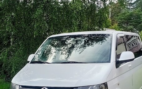 Volkswagen Caravelle T5, 2011 год, 1 900 000 рублей, 2 фотография