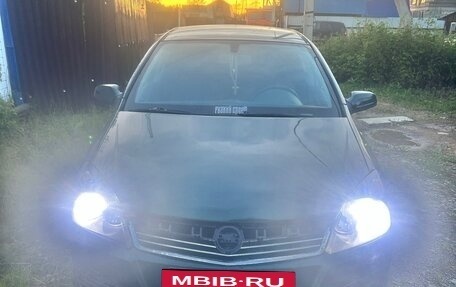 Opel Astra H, 2004 год, 200 000 рублей, 2 фотография
