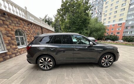 Volkswagen Touareg III, 2019 год, 6 000 000 рублей, 11 фотография