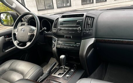 Toyota Land Cruiser 200, 2011 год, 4 200 000 рублей, 8 фотография