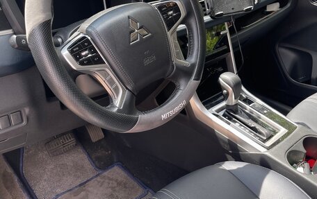 Mitsubishi Xpander, 2023 год, 2 550 000 рублей, 6 фотография