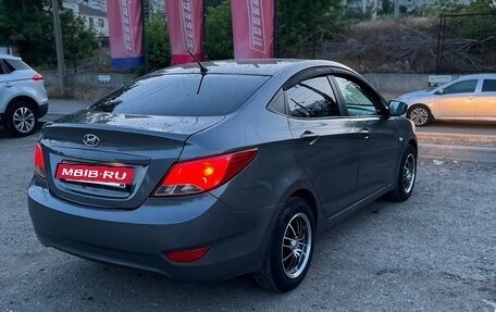 Hyundai Solaris II рестайлинг, 2011 год, 695 000 рублей, 2 фотография