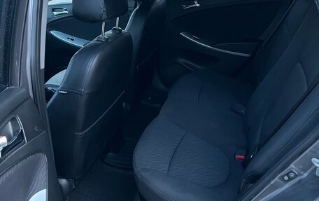 Hyundai Solaris II рестайлинг, 2011 год, 695 000 рублей, 7 фотография