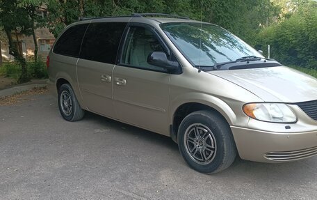 Chrysler Town & Country IV, 2003 год, 635 000 рублей, 3 фотография