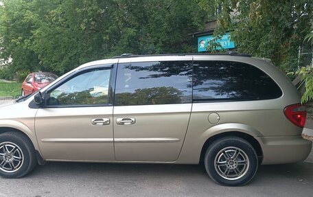 Chrysler Town & Country IV, 2003 год, 635 000 рублей, 6 фотография