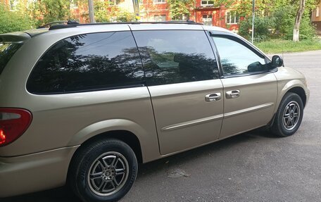Chrysler Town & Country IV, 2003 год, 635 000 рублей, 7 фотография