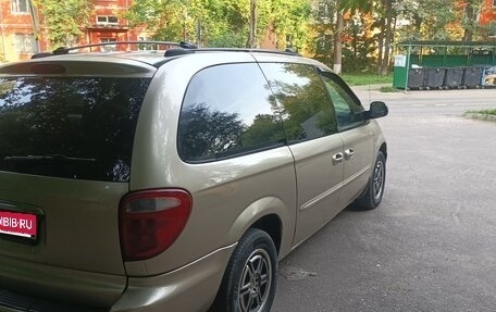 Chrysler Town & Country IV, 2003 год, 635 000 рублей, 17 фотография