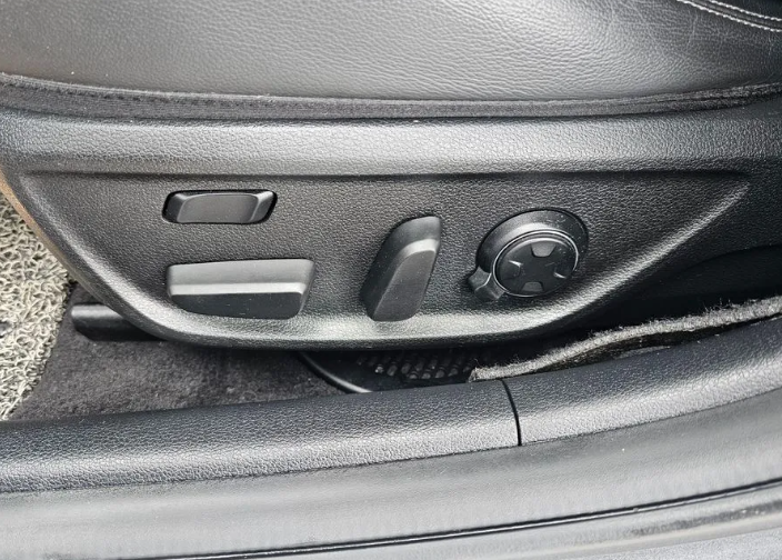 Genesis G70 I, 2017 год, 2 660 000 рублей, 15 фотография