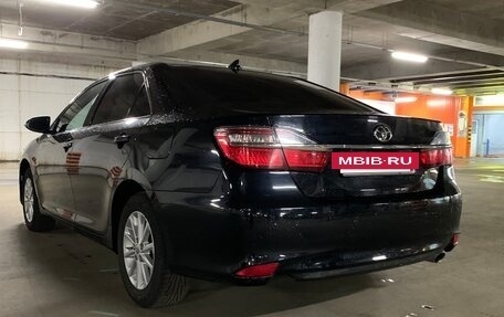 Toyota Camry, 2017 год, 1 870 000 рублей, 8 фотография