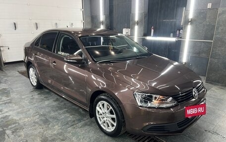 Volkswagen Jetta VI, 2014 год, 1 200 000 рублей, 2 фотография