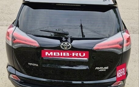 Toyota RAV4, 2016 год, 2 390 000 рублей, 5 фотография