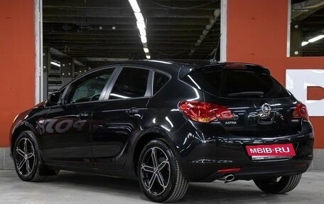 Opel Astra J, 2011 год, 749 000 рублей, 7 фотография