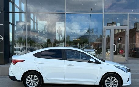 Hyundai Solaris II рестайлинг, 2021 год, 1 745 000 рублей, 6 фотография