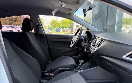 Hyundai Solaris II рестайлинг, 2021 год, 1 745 000 рублей, 10 фотография