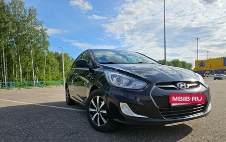Hyundai Solaris II рестайлинг, 2012 год, 900 000 рублей, 11 фотография