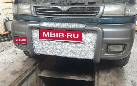 Mazda Bongo Friendee i рестайлинг, 1996 год, 300 000 рублей, 4 фотография