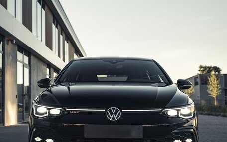 Volkswagen Golf GTI, 2022 год, 2 890 000 рублей, 2 фотография
