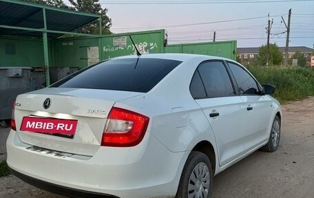 Skoda Rapid I, 2015 год, 850 000 рублей, 7 фотография