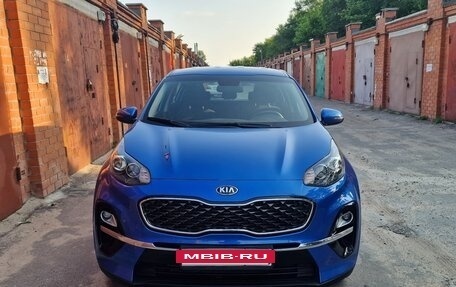 KIA Sportage IV рестайлинг, 2018 год, 1 990 000 рублей, 3 фотография