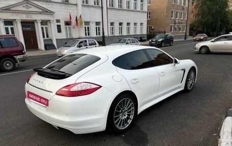 Porsche Panamera II рестайлинг, 2011 год, 2 175 000 рублей, 3 фотография