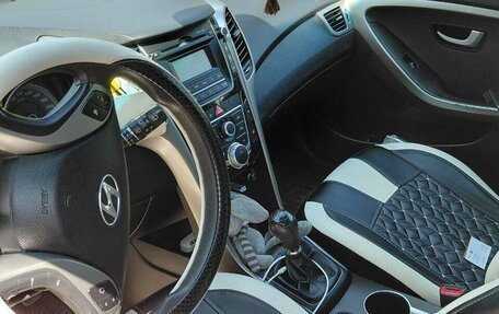 Hyundai i30 II рестайлинг, 2014 год, 870 000 рублей, 2 фотография