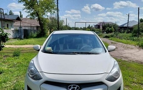 Hyundai i30 II рестайлинг, 2014 год, 870 000 рублей, 4 фотография