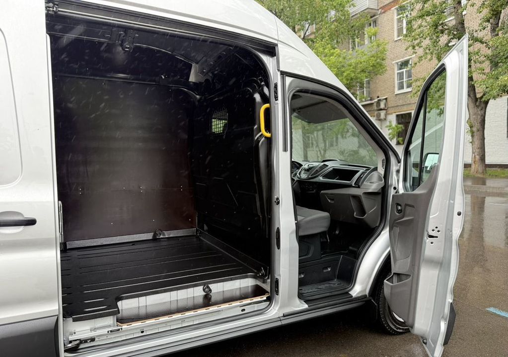 Ford Transit, 2023 год, 4 950 000 рублей, 21 фотография