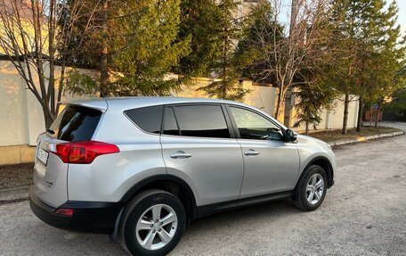 Toyota RAV4, 2013 год, 1 595 000 рублей, 4 фотография