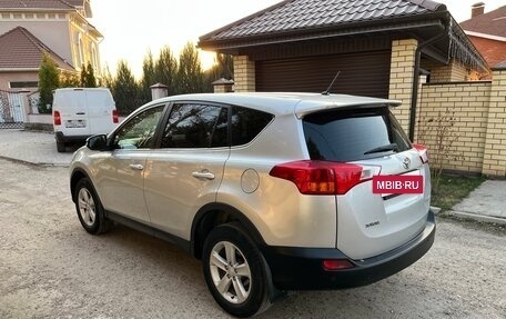 Toyota RAV4, 2013 год, 1 595 000 рублей, 8 фотография