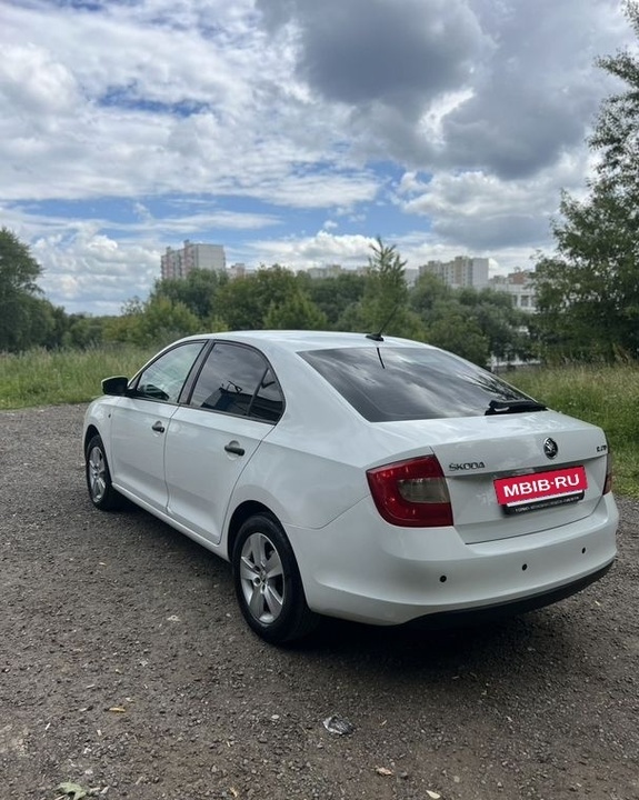 Skoda Rapid I, 2017 год, 795 000 рублей, 4 фотография