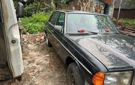 Mercedes-Benz W123, 1985 год, 220 000 рублей, 2 фотография
