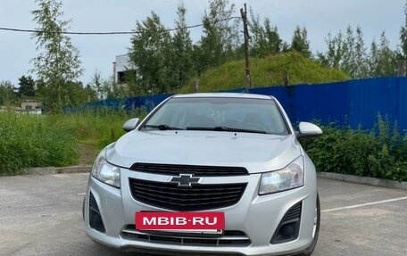 Chevrolet Cruze II, 2014 год, 900 000 рублей, 6 фотография