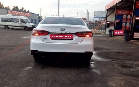 Toyota Camry, 2021 год, 2 930 000 рублей, 3 фотография