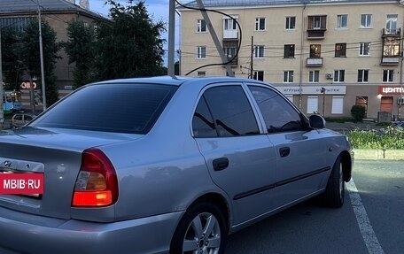 Hyundai Accent II, 2004 год, 400 000 рублей, 9 фотография