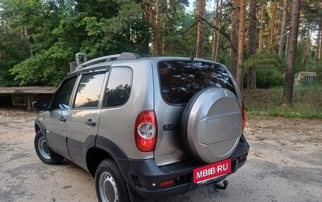 Chevrolet Niva I рестайлинг, 2012 год, 495 000 рублей, 5 фотография