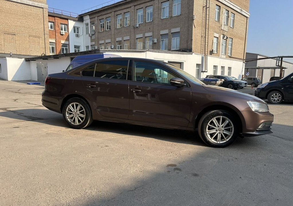Volkswagen Jetta, 2016 год, 948 000 рублей, 2 фотография