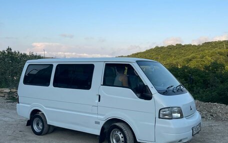 Mitsubishi Delica IV, 2001 год, 600 000 рублей, 4 фотография