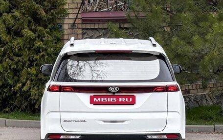 KIA Carnival, 2021 год, 2 990 000 рублей, 6 фотография