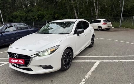 Mazda Axela, 2017 год, 14 500 000 рублей, 8 фотография