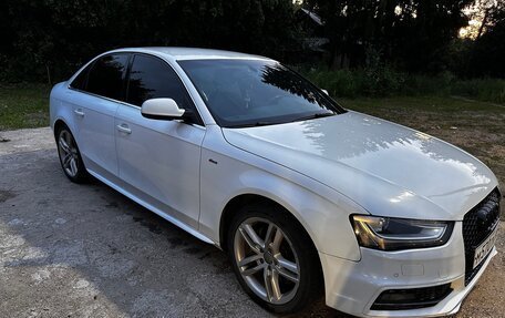 Audi A4, 2012 год, 1 600 000 рублей, 2 фотография